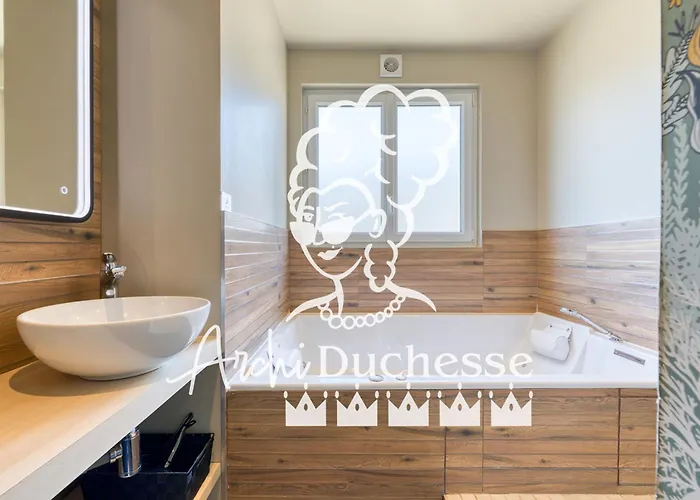 Victoria Magnifique Vue Cathédrale Ruan