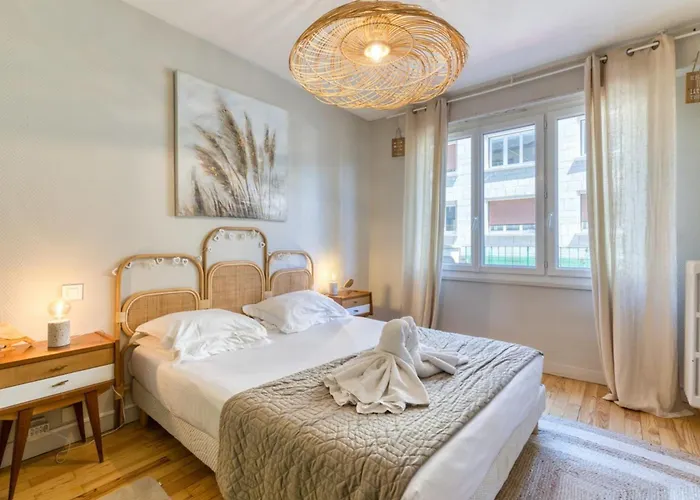 Victoria Magnifique Vue Cathédrale Rouen